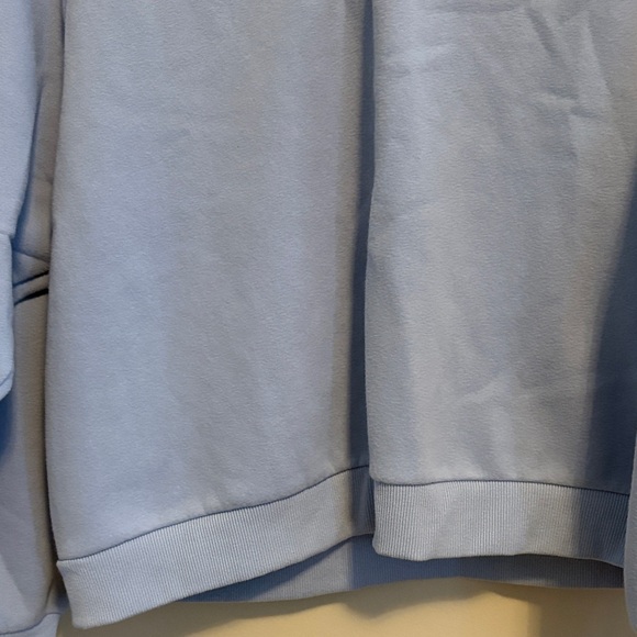 Resort Club Women's Blue Sweatshirt - Picture 6 of 10